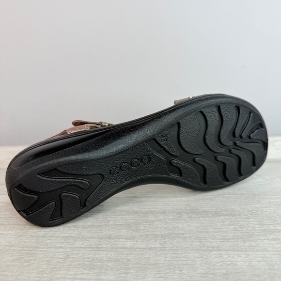 NWOT! Ecco pewter leather strappy sandals size 38 - Picture 7 of 12
